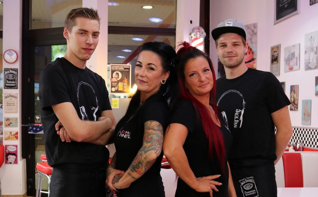 Caros Diner - Herrenstrasse 20 - 08523 Plauen