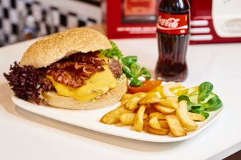 Caros Diner - Herrenstrasse 20 - 08523 Plauen