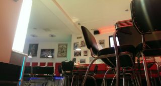 Caros Diner - Herrenstrasse 20 - 08523 Plauen